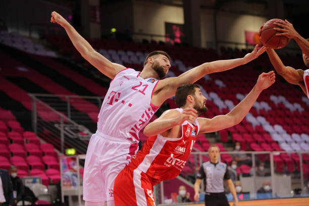 线球员的出 线球员的出