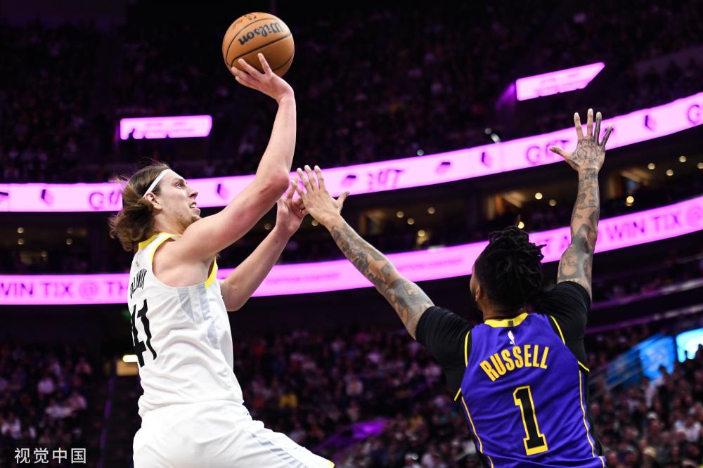 一个赛季走 一个赛季走