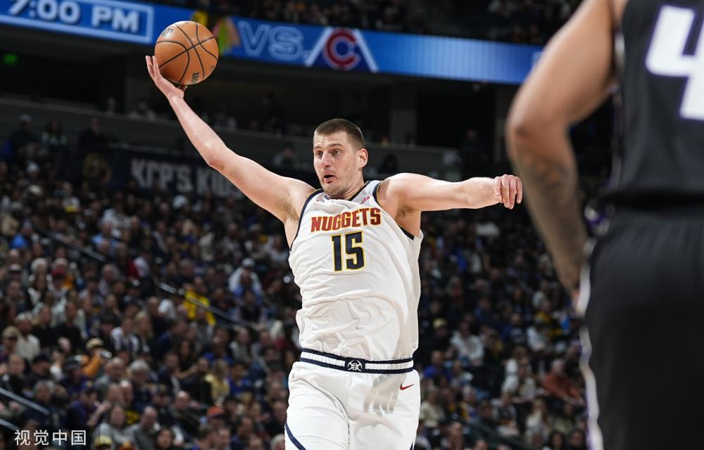 爵士队以顽 爵士队以顽